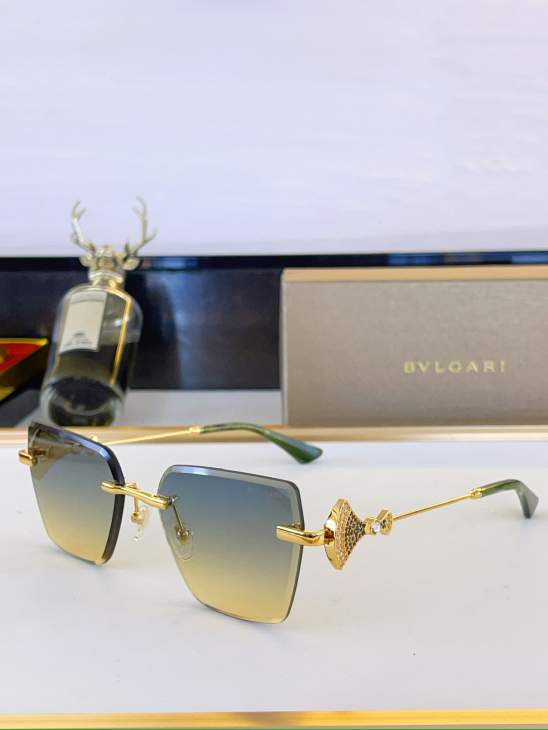 Picture of Bvlgari Sunglasses _SKUfw80049218fw